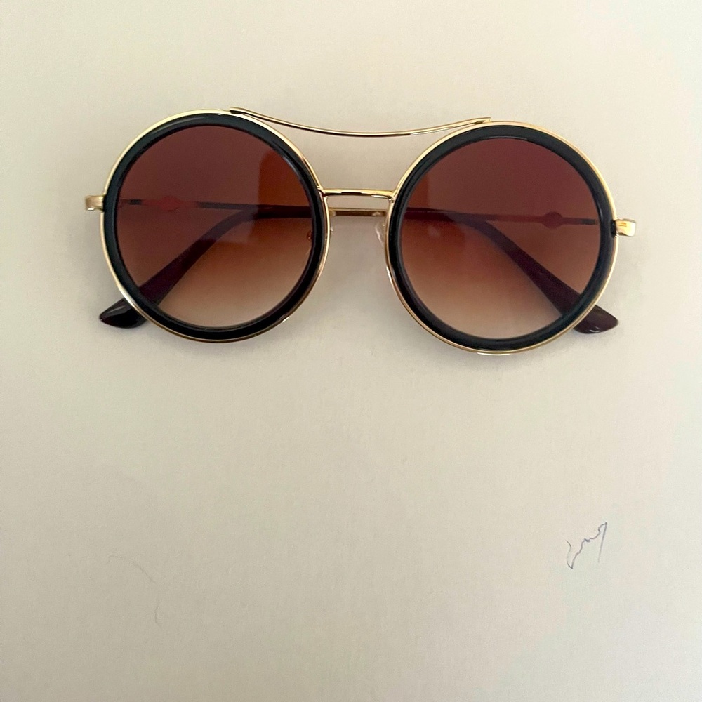 sunglasses round